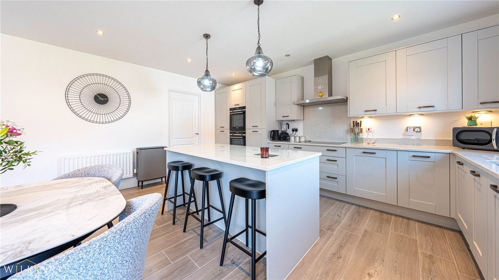 Additional image 7 of 4 bed detached house for saleRangemoor Crescent, Amington, Tamworth B77