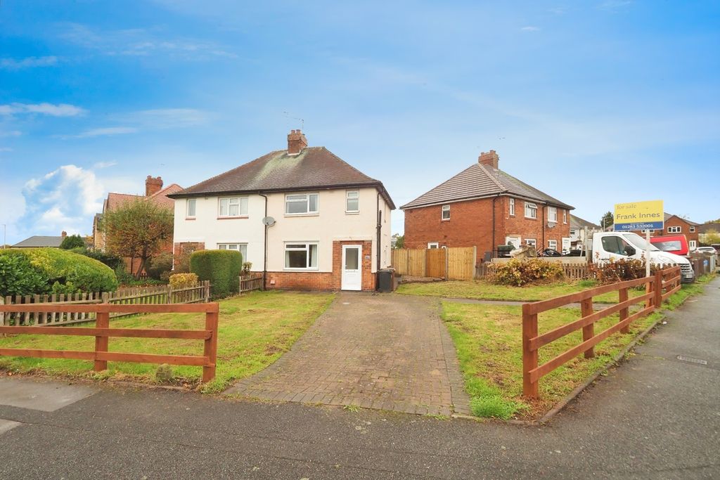 3 bed semi-detached house for saleWorcester Road, Burton-On-Trent, Staffordshire DE15