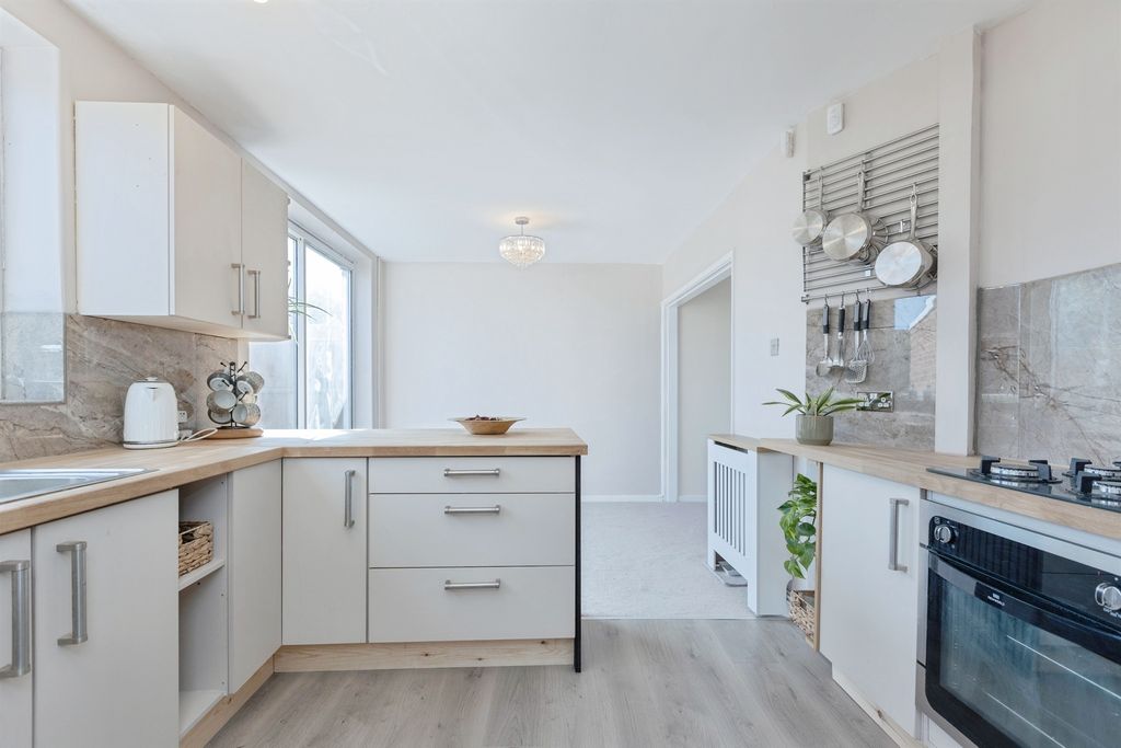 Additional image 16 of 3 bed semi-detached house for saleSedgefield Drive, Thurnby, Leicester LE7