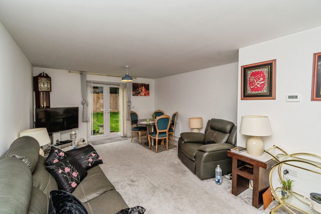Additional image 4 of 2 bed detached bungalow for saleOak Tree Drive, Wolverhampton WV11