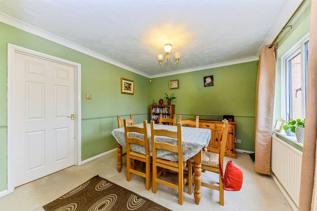 Additional image 5 of 4 bed detached house for salePrimrose Way, Stamford PE9