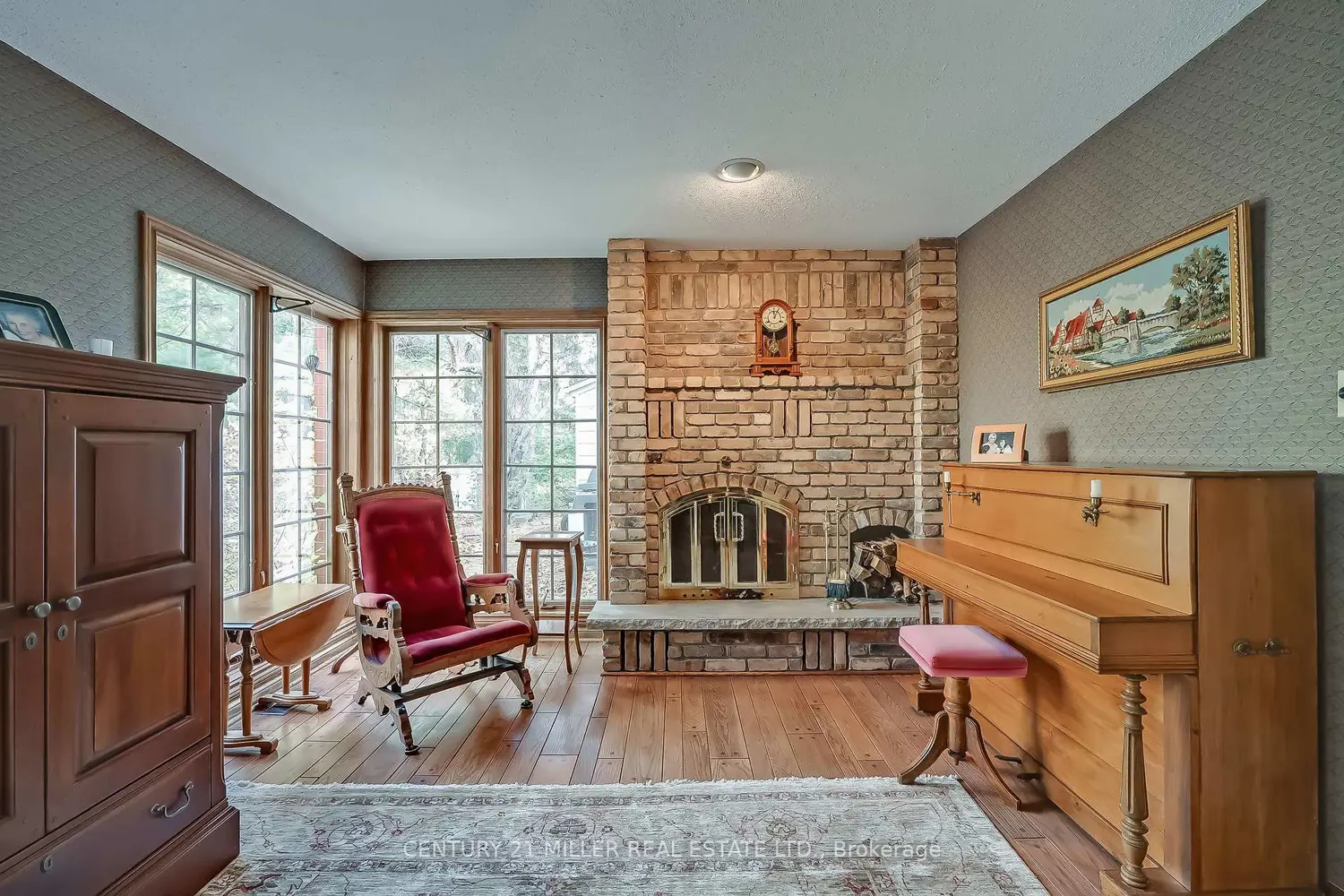 Additional image 11 of 1296 Cumnock Crescent