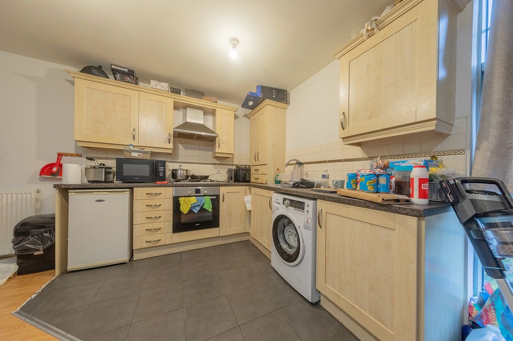 Additional image 6 of 2 bed flat for saleCaxton Court, Burton Upon Trent DE14