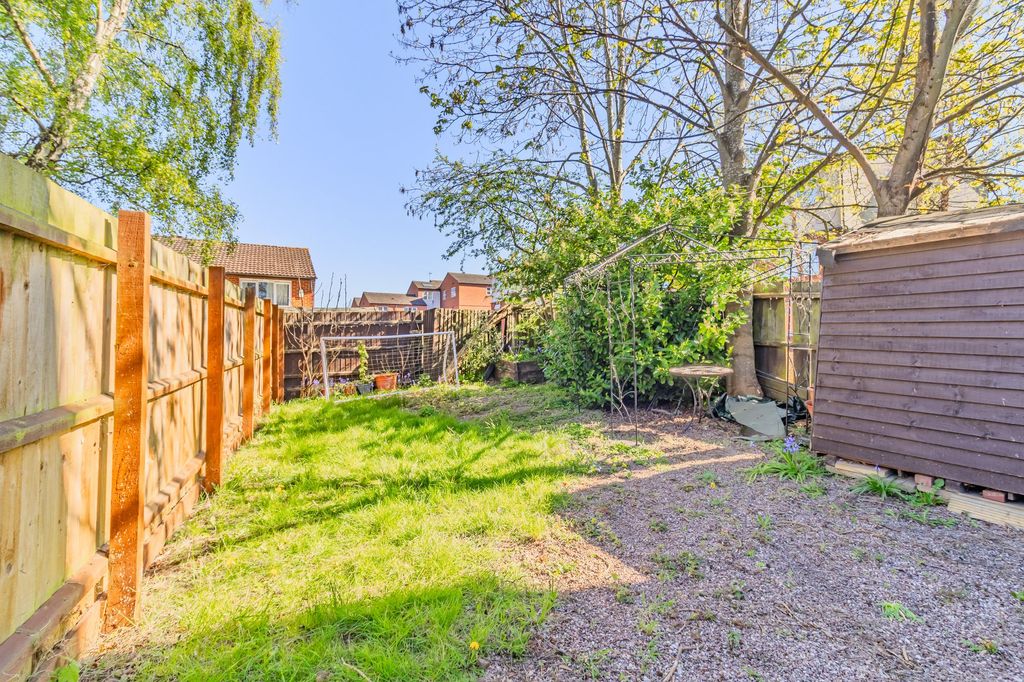 Additional image 12 of 2 bed semi-detached house for saleGlenfield Road, Leicester LE3