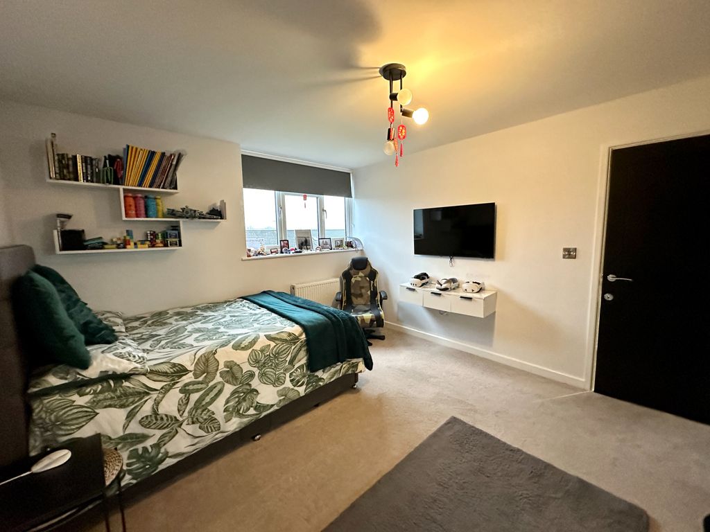 Additional image 8 of 4 bed semi-detached bungalow for saleLittleworth Road, Hednesford, Cannock WS12