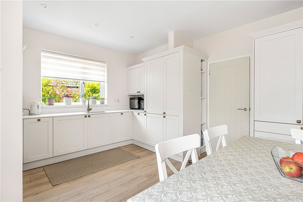 Additional image 2 of 3 bed bungalow for saleMiddle Lane, Cherhill, Calne, Wiltshire SN11