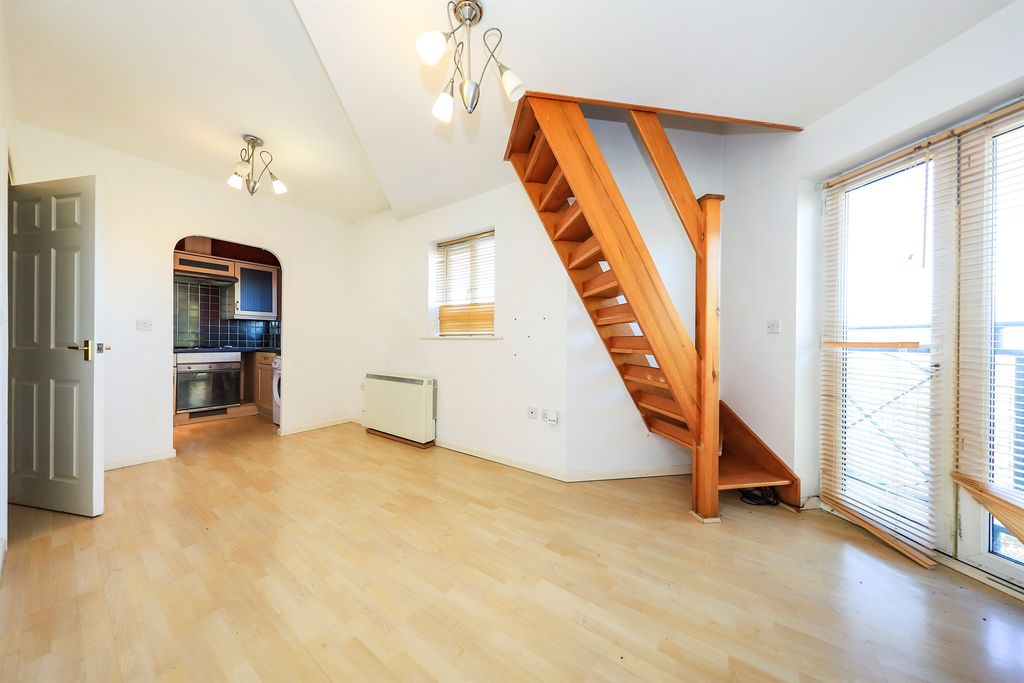 Additional image 5 of 2 bed flat for saleGrayling Walk, Wednesfield, Wolverhampton WV10