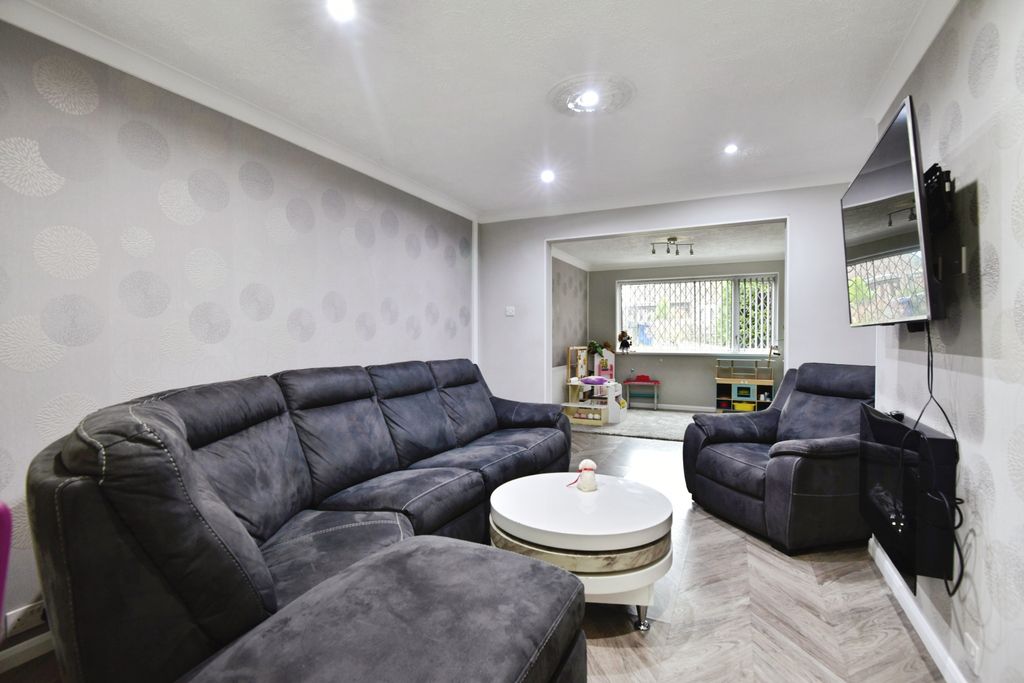 Additional image 10 of 4 bed semi-detached house for saleGreenbank Road, May Bank, Newcastle ST5