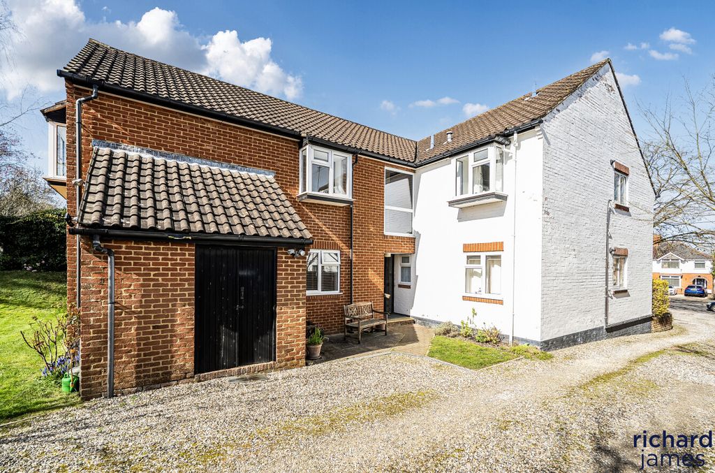Additional image 12 of 2 bed flat for saleHigh Street, Wroughton, Swindon SN4