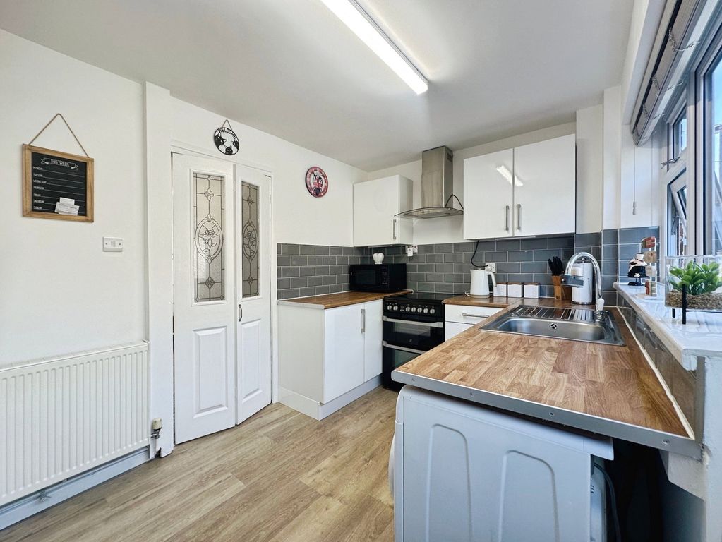 Additional image 8 of 2 bed terraced house for salePendinas Drive, Bilbrook, Wolverhampton WV8