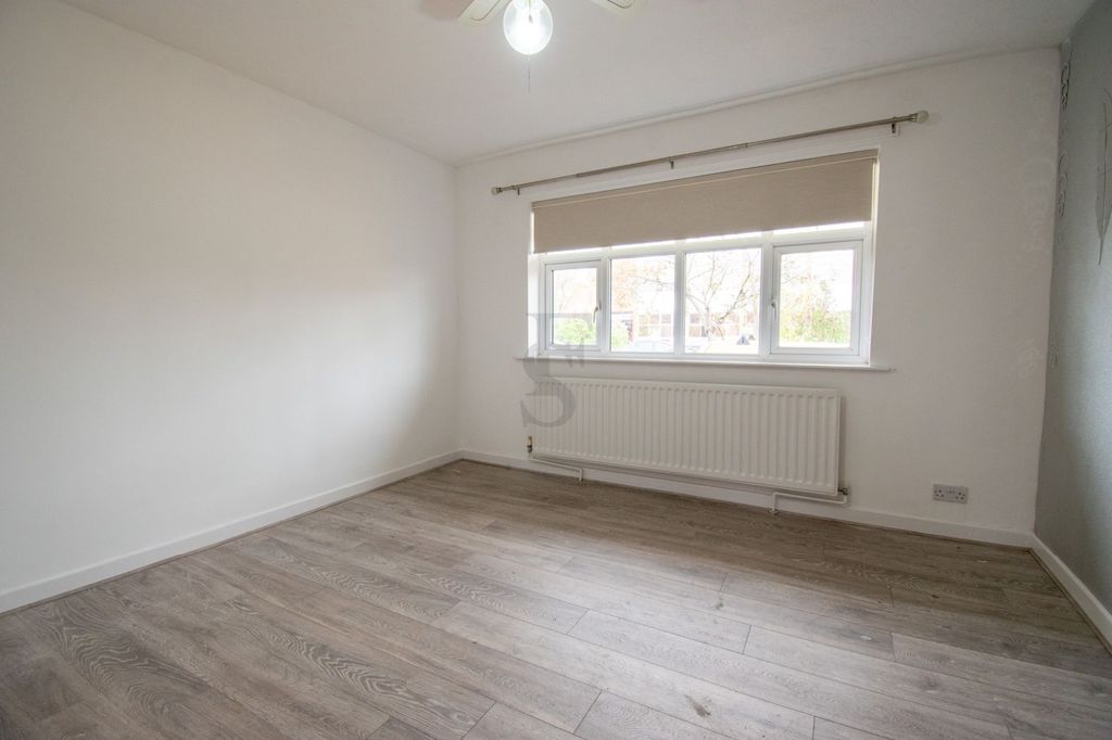 Additional image 4 of 2 bed semi-detached bungalow for saleGloucester Crescent, Wigston LE18