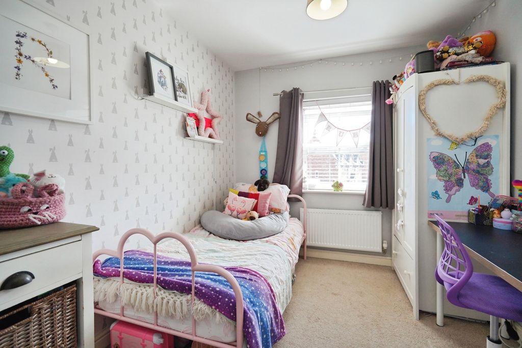 Additional image 12 of 4 bed detached house for saleMagnolia Close, Tutbury, Burton-On-Trent, Staffordshire DE13