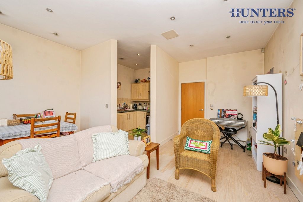 Additional image 4 of 1 bed flat for saleSandford Street, Lichfield WS13