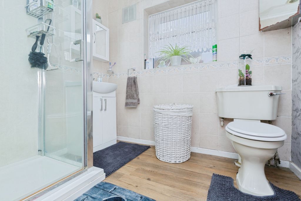Additional image 7 of 3 bed semi-detached bungalow for saleHall Road, Leicester LE7