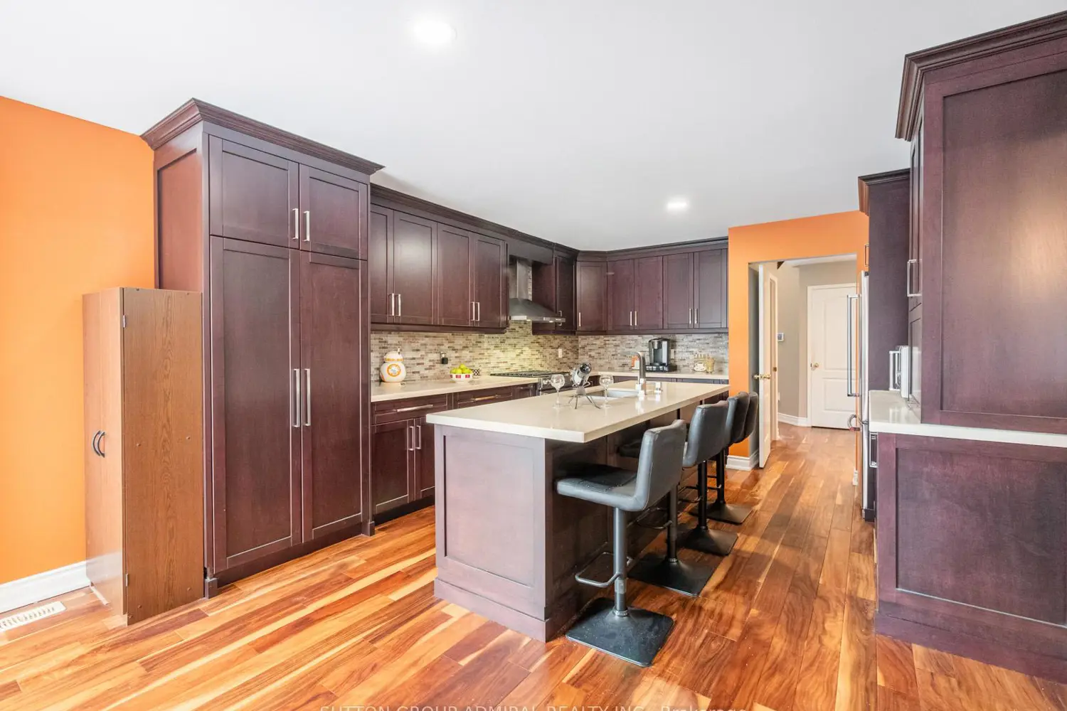 82 Belmont Boulevard