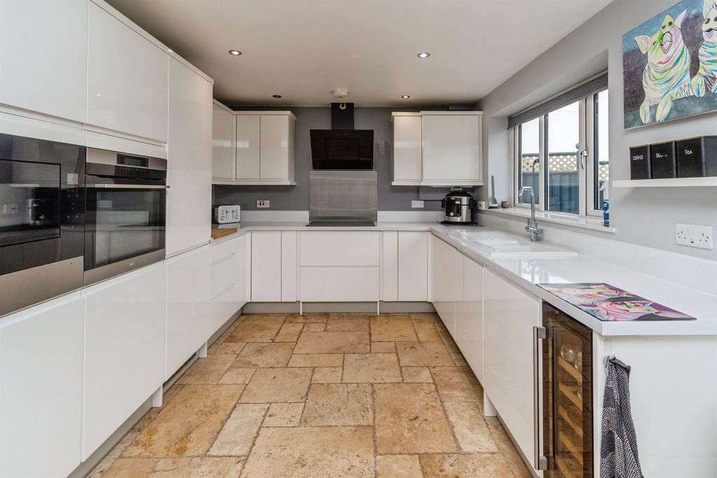 Additional image 6 of 4 bed detached house for saleStation Street, Cheslyn Hay, Walsall WS6