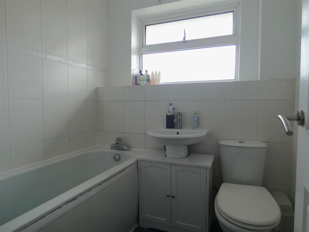 Additional image 11 of 3 bed semi-detached house for saleConway Close, Stretton, Burton On Trent DE13