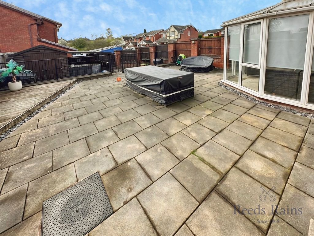 Additional image 24 of 4 bed detached house for saleFairoak Road, Newcastle, Staffordshire ST5