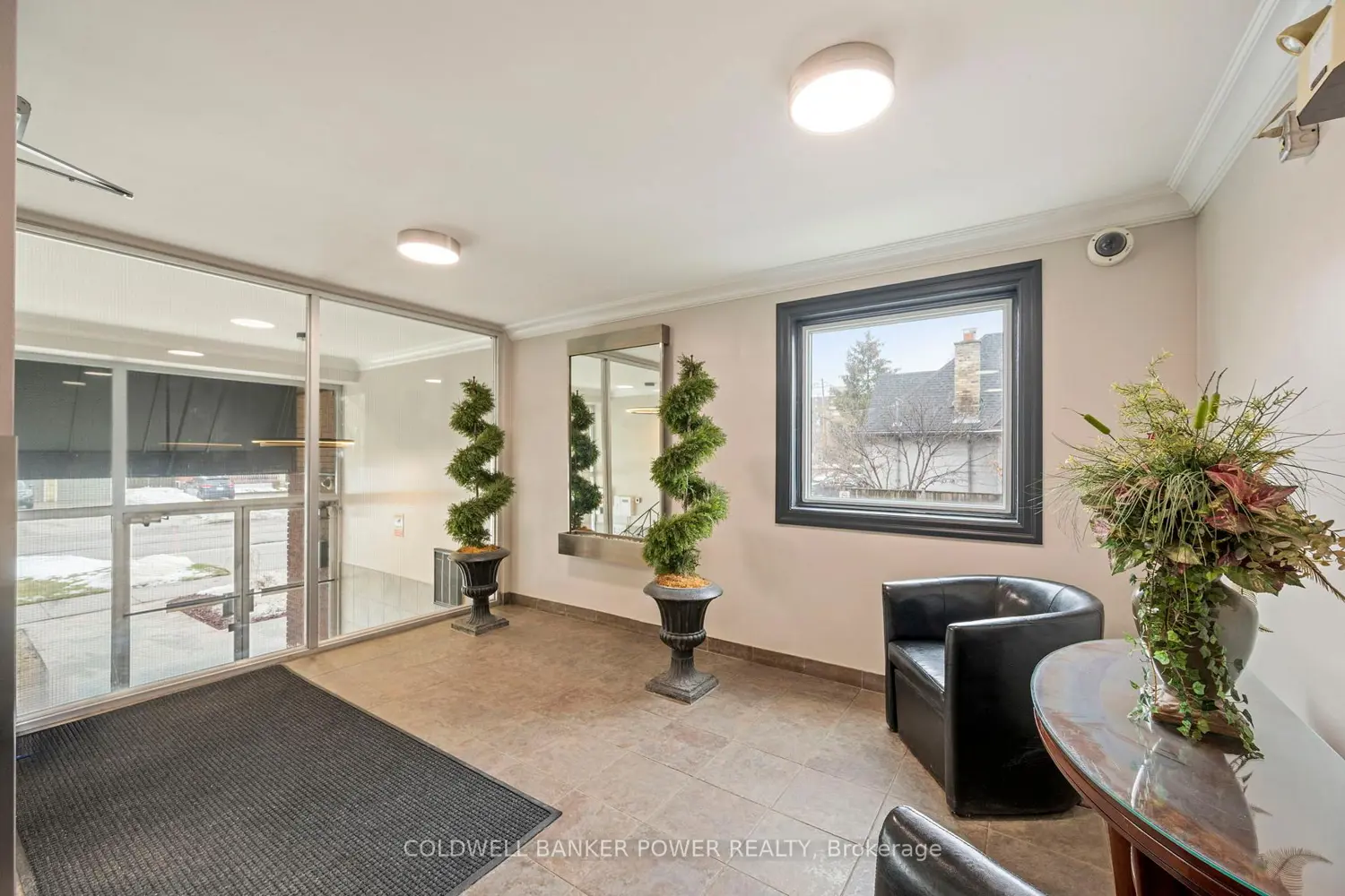 Additional image 3 of 570 William Street 403