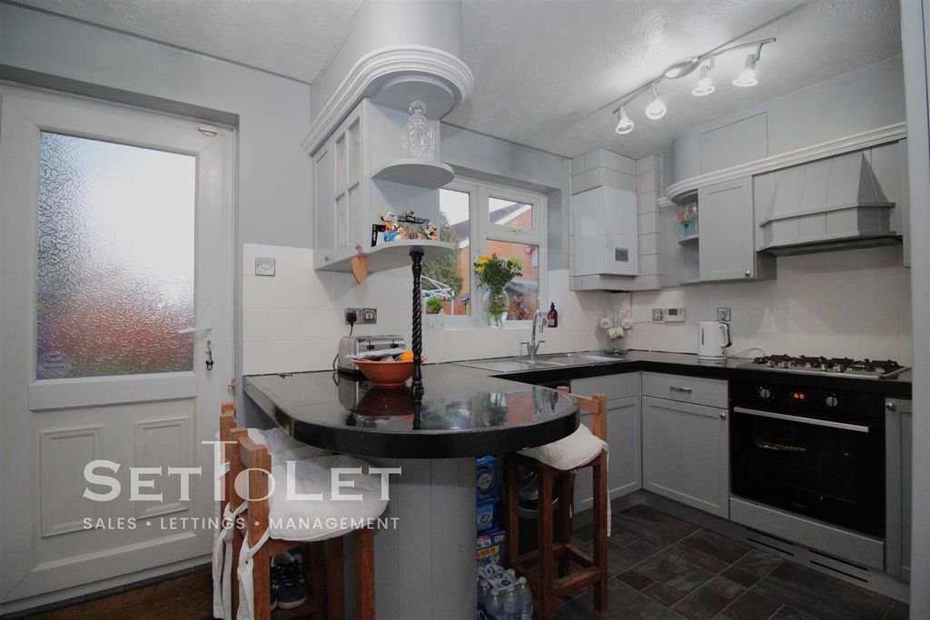 Additional image 6 of 3 bed link detached house for saleYarrow Close, Hamilton, Leicester LE5