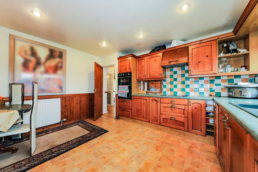 Additional image 12 of 6 bed detached house for saleOld Coach Road, Bishops Wood, Stafford ST19