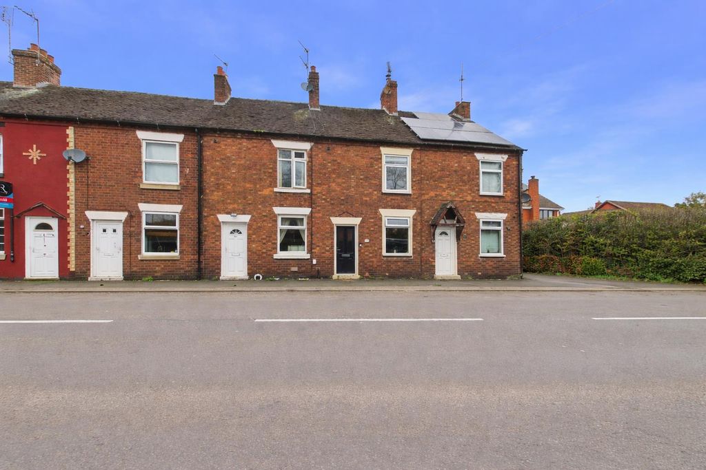 3 bed terraced house for saleStation Road, Rugeley WS15