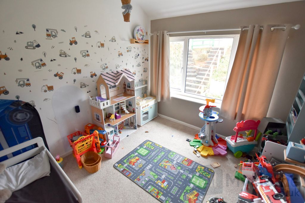Additional image 6 of 3 bed semi-detached house for saleField Lane, Burton-On-Trent, Staffordshire DE13