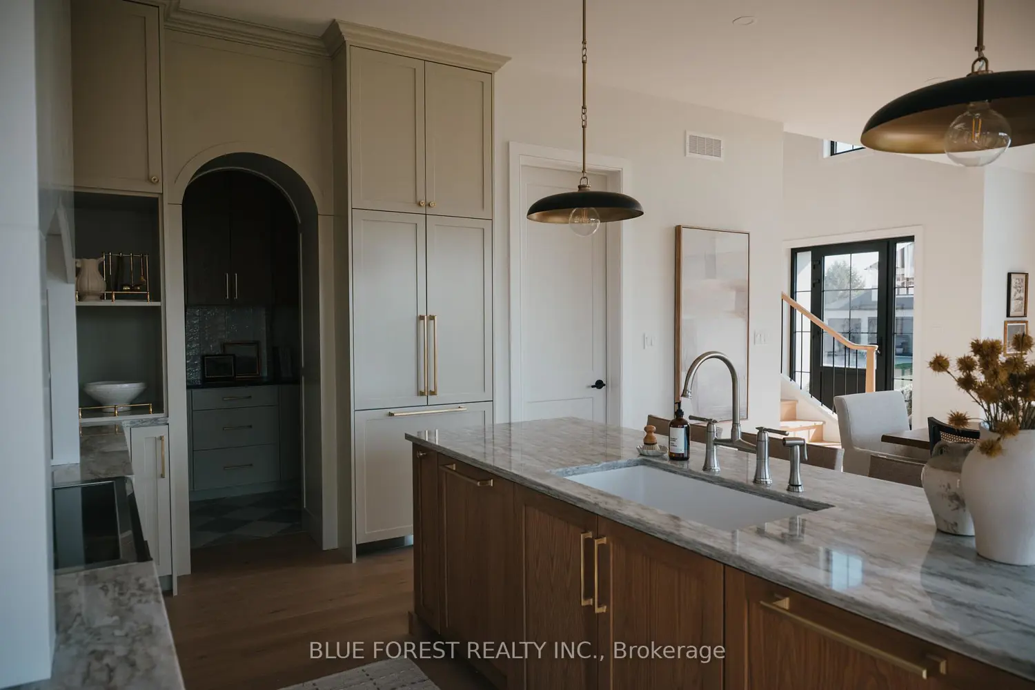 Additional image 5 of 4 Edgeview Crescent