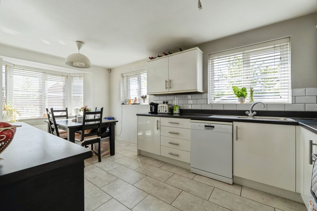 Additional image 8 of 4 bed detached house for salePasture Drive, Birstall, Leicester, Leicestershire LE4