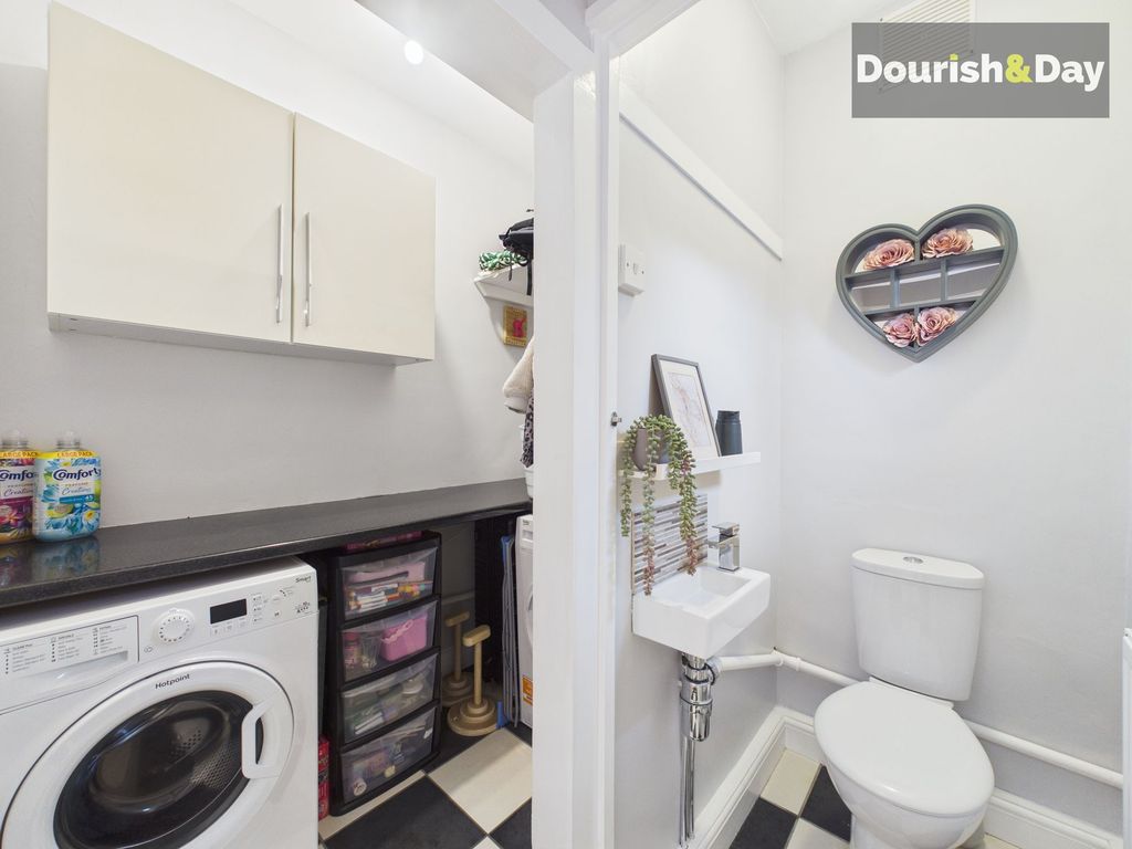 Additional image 7 of 4 bed semi-detached house for saleSilkmore Lane, Stafford ST17
