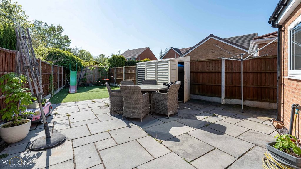 Additional image 19 of 3 bed semi-detached house for saleGlendale Court, Wilnecote, Tamworth, Staffordshire B77
