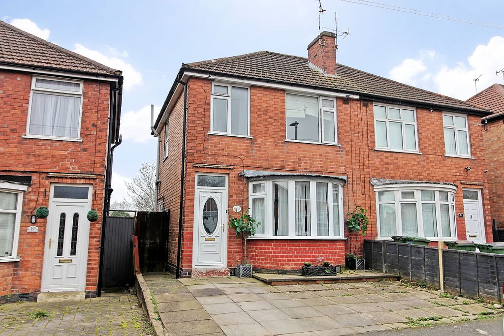 3 bed semi-detached house for saleHenley Crescent, Braunstone Town, Leicester LE3