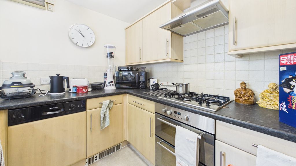 Additional image 2 of 4 bed terraced house for saleGrants Yard, Burton-On-Trent, Staffordshire DE14