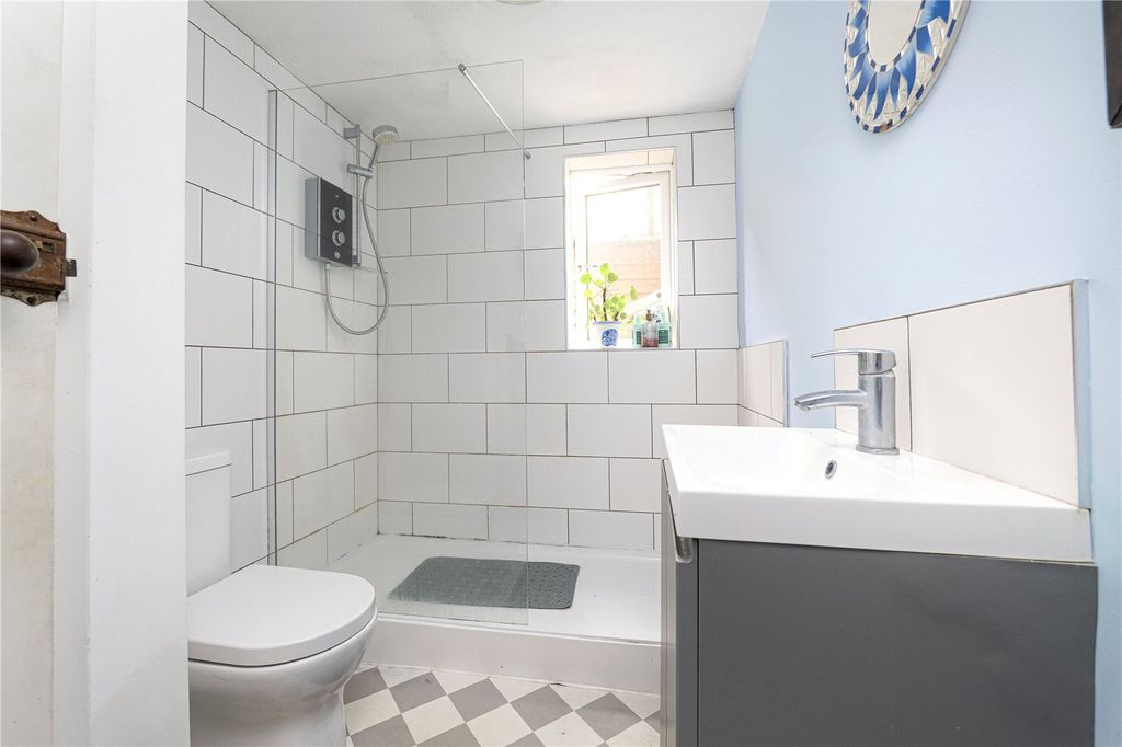 Additional image 8 of 5 bed terraced house for saleVictoria Park Road, Stoneygate, Leicester LE2