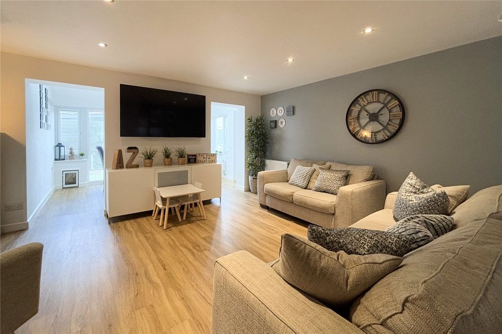 Additional image 7 of 4 bed semi-detached house for saleCroscombe Gardens, Frome BA11
