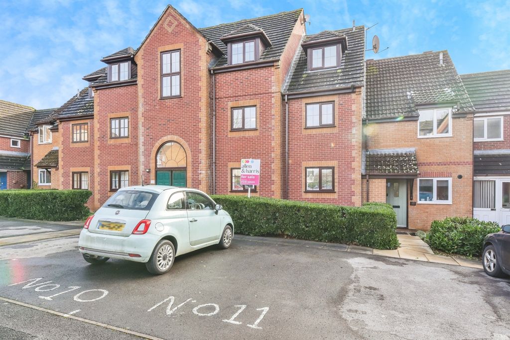 Additional image 13 of 2 bed flat for saleMorse Close, Chippenham SN15