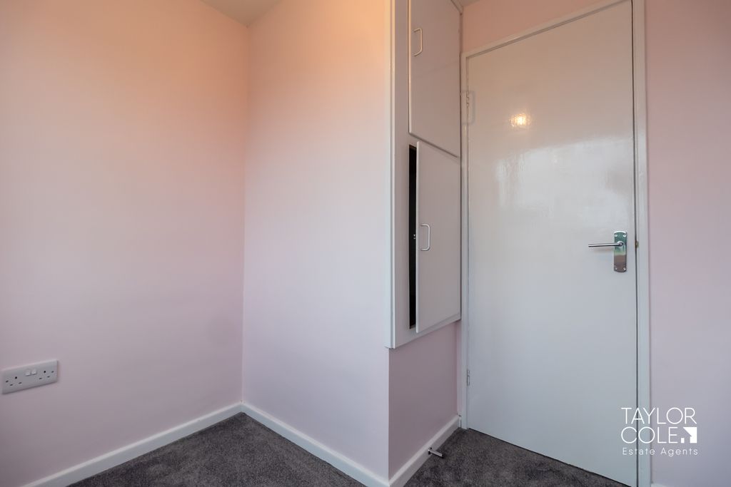 Additional image 23 of 4 bed semi-detached house for saleHighcliffe Road, Tamworth B77