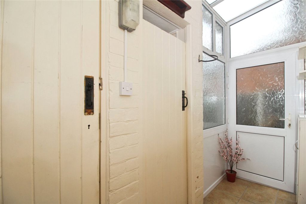 Additional image 5 of 3 bed semi-detached house for salePriesthills Road, Hinckley, Leicestershire LE10