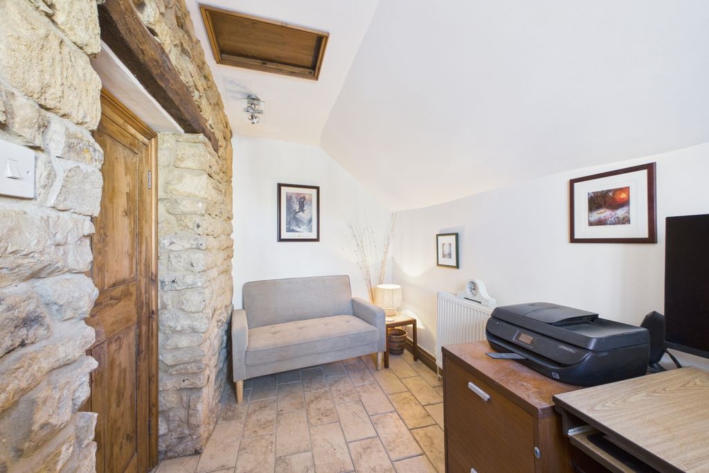 Additional image 10 of 3 bed cottage for saleMain Street, Belmesthorpe, Stamford, Lincolnshire PE9