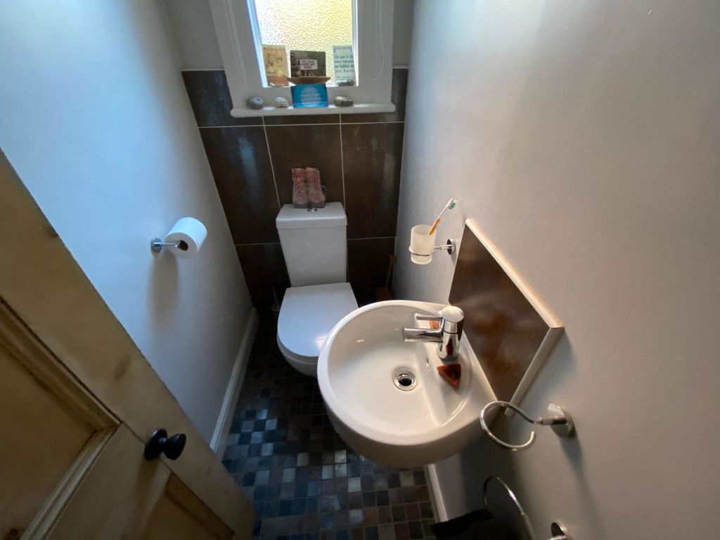 Additional image 25 of 4 bed terraced house for saleWestcotes Drive, Leicester LE3