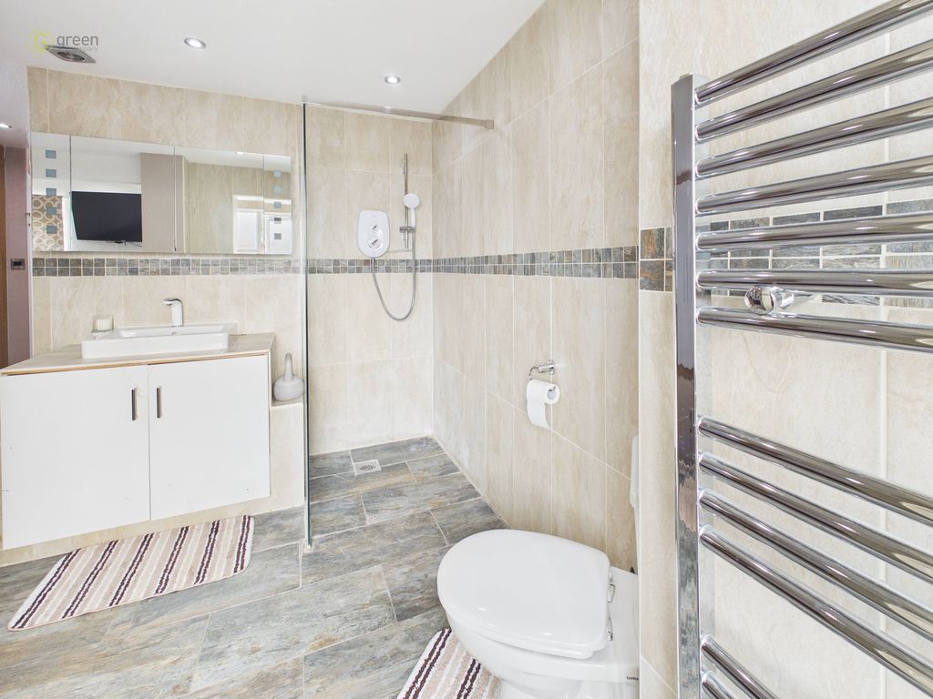 Additional image 19 of 4 bed semi-detached house for saleSuffolk Way, Fazeley, Tamworth B78