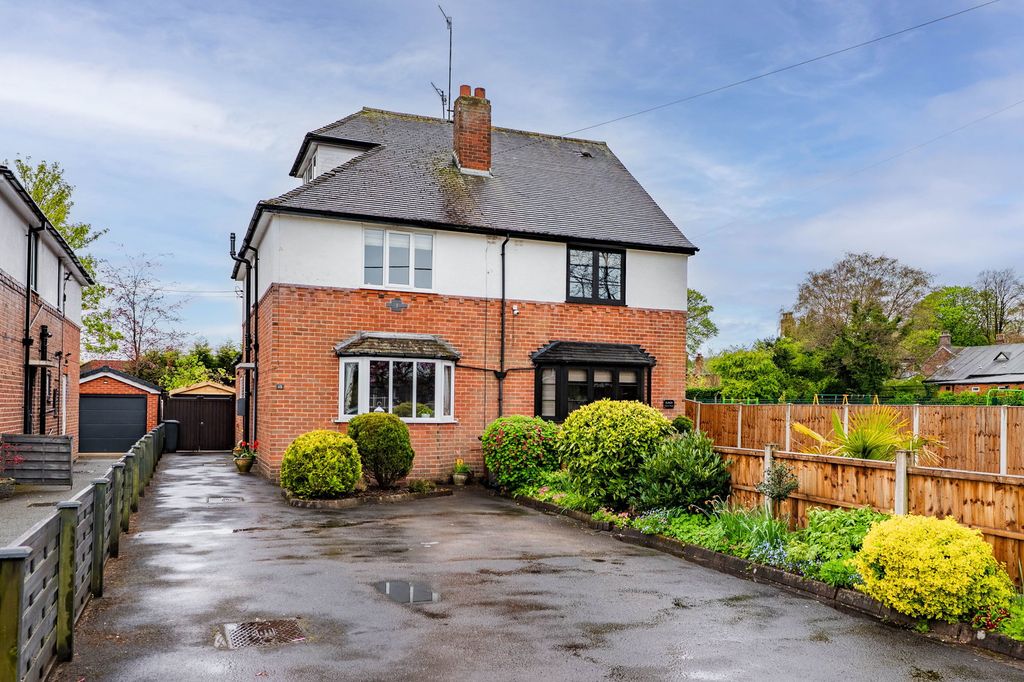 3 bed semi-detached house for saleStation Road, Endon, Staffordshire ST9