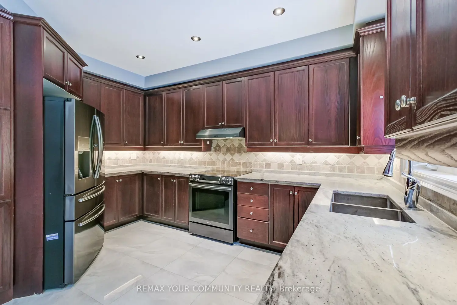 Additional image 4 of 88 Castelli Court