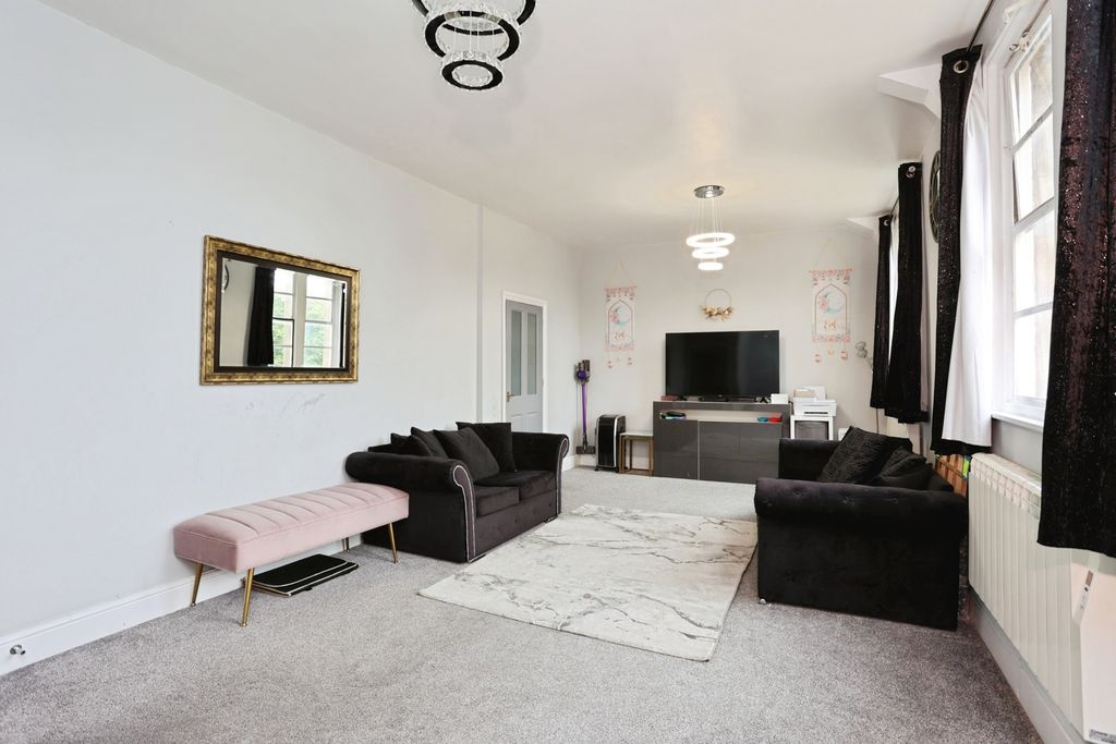 Additional image 15 of 2 bed flat for saleGrosvenor Gate, Leicester, Leicestershire LE5
