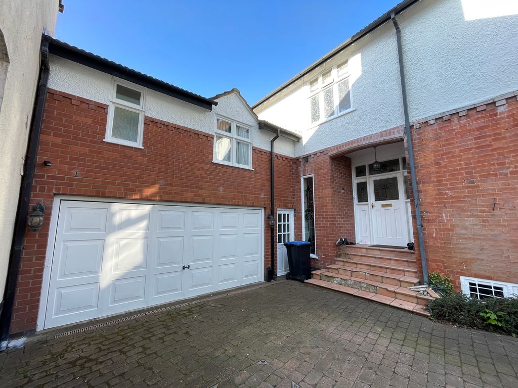 Additional image 23 of 5 bed detached house for saleGrange Lane, Thurnby LE7