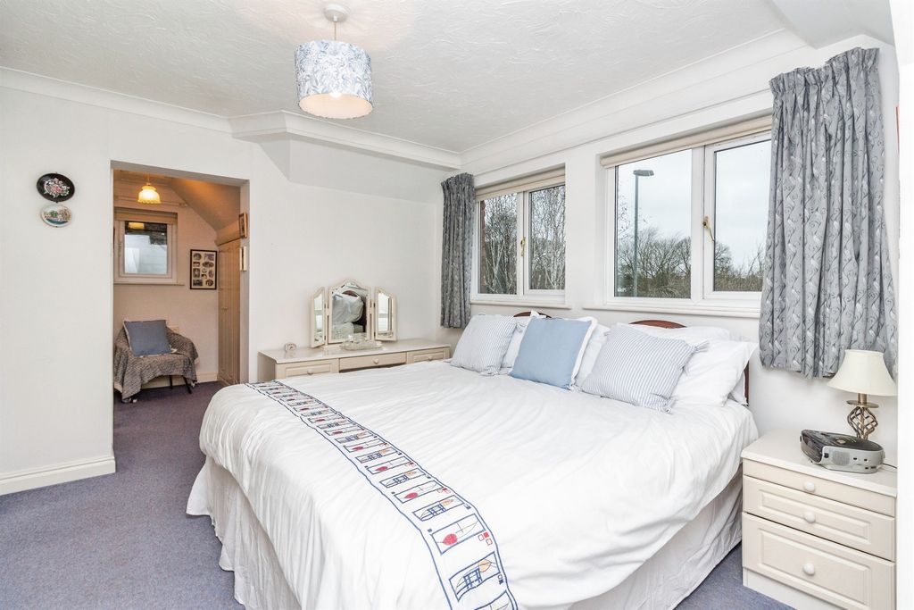 Additional image 3 of 5 bed detached house for saleGreen Road, Weston, Stafford ST18