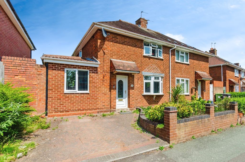 2 bed semi-detached house for saleParker Road, Wolverhampton WV11