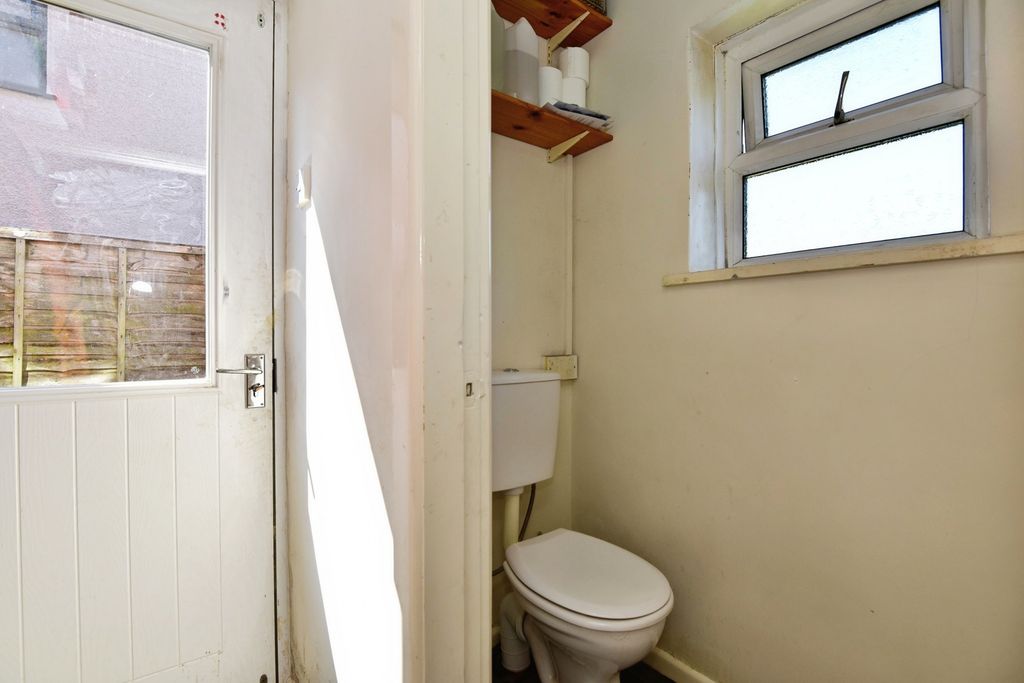 Additional image 13 of 3 bed semi-detached house for saleHollinshead Avenue, Newcastle, Staffordshire ST5