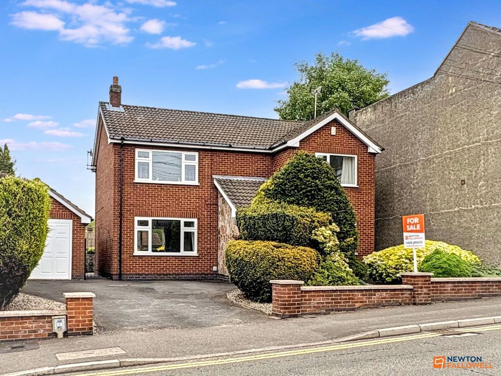 4 bed detached house for saleNorth Street, Whitwick LE67
