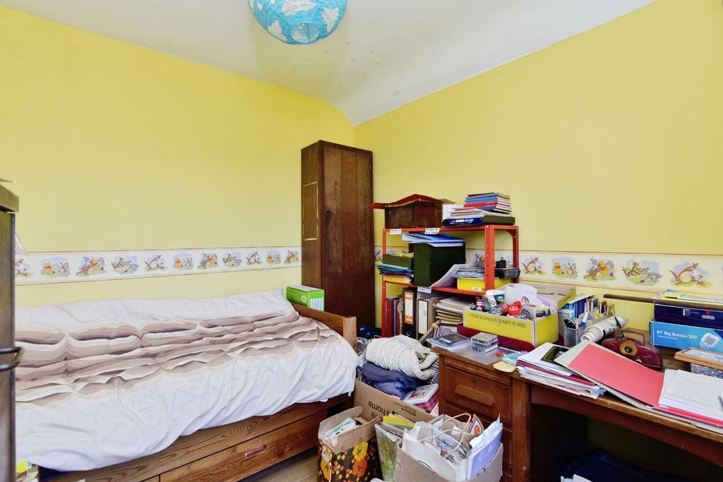 Additional image 12 of 3 bed semi-detached house for saleWestlands Avenue, Newcastle, Staffordshire ST5